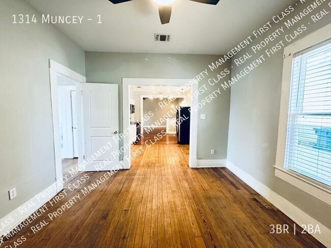 Building Photo - 1314 Muncey-1