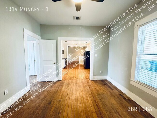 Foto del edificio - 1314 Muncey-1