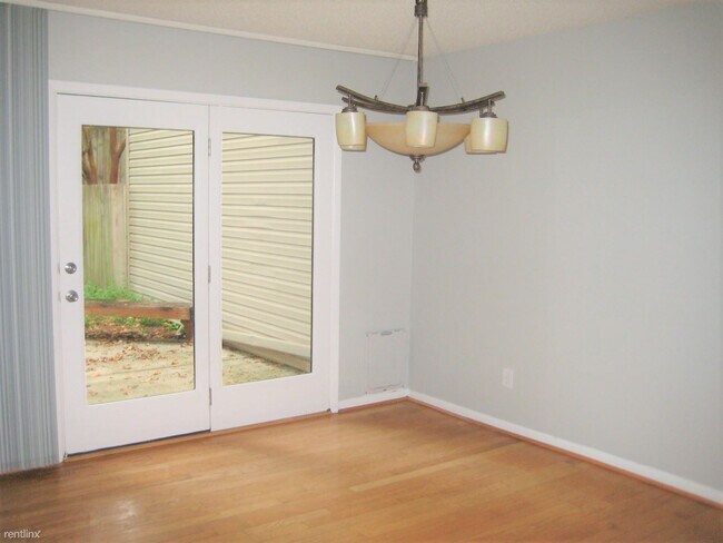 Foto del edificio - 3 br, 2.5 bath Townhome - 18 Stallion Ct