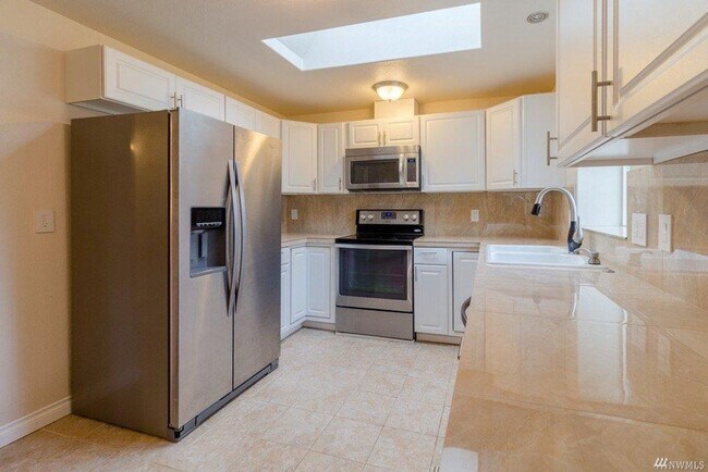 Foto del edificio - Steilacoom rambler home for rent, great lo...