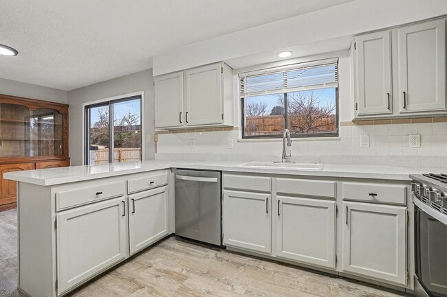 Photo - Renovated Duplex Available in Arvada! Townhome