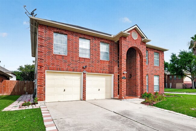 Building Photo - 16102 Flatridge Ct