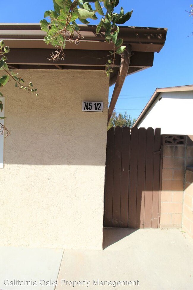 Foto del edificio - 1 br, 1 bath House - 745 1/2 Fine Street