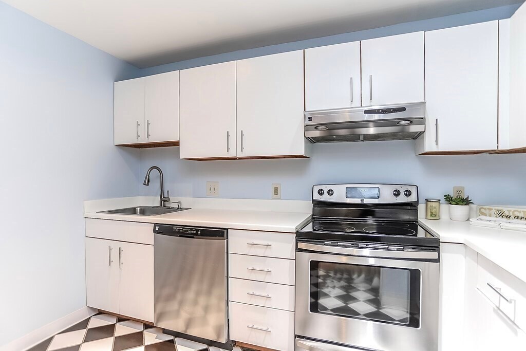 10 Weston Ave Unit 321, Quincy, MA 02170 Condo for Rent in Quincy, MA