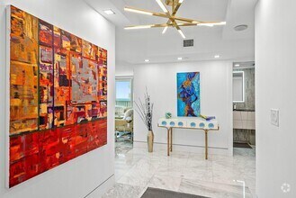 Building Photo - 3211 S Ocean Blvd