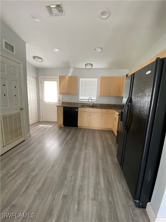 Foto del edificio - 5527 Judith Rd