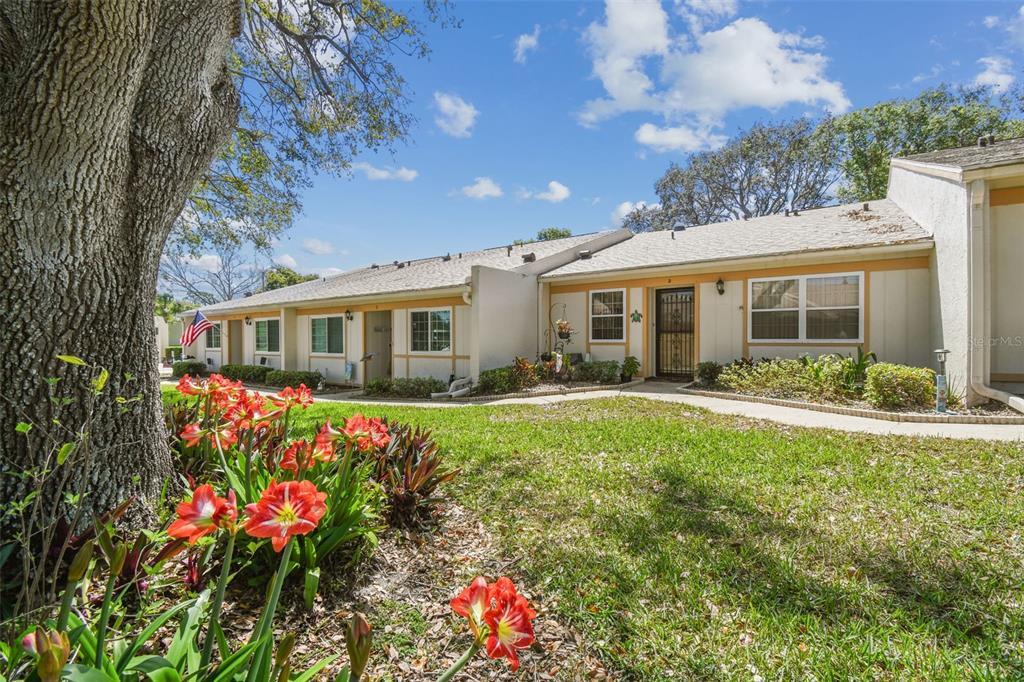 Foto principal - 8130 Braddock Cir