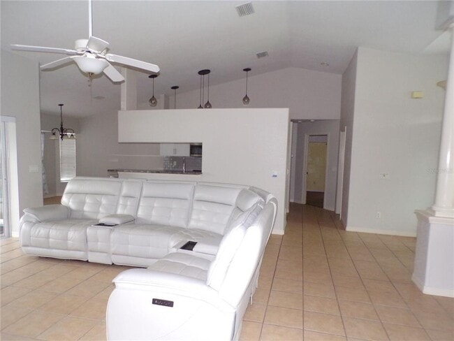 Building Photo - 2827 Beckett Ct