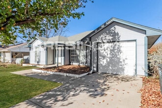 Building Photo - 1014 Spell Ave