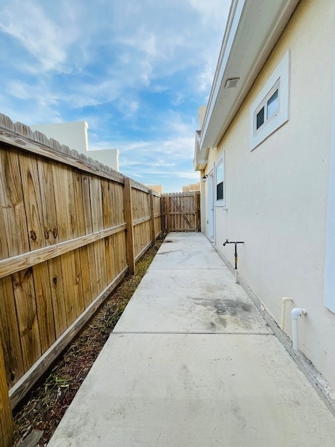 Building Photo - 2609 Larkspur Ave