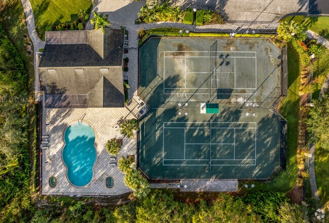 Pool Deck - Grande Oaks Preserve