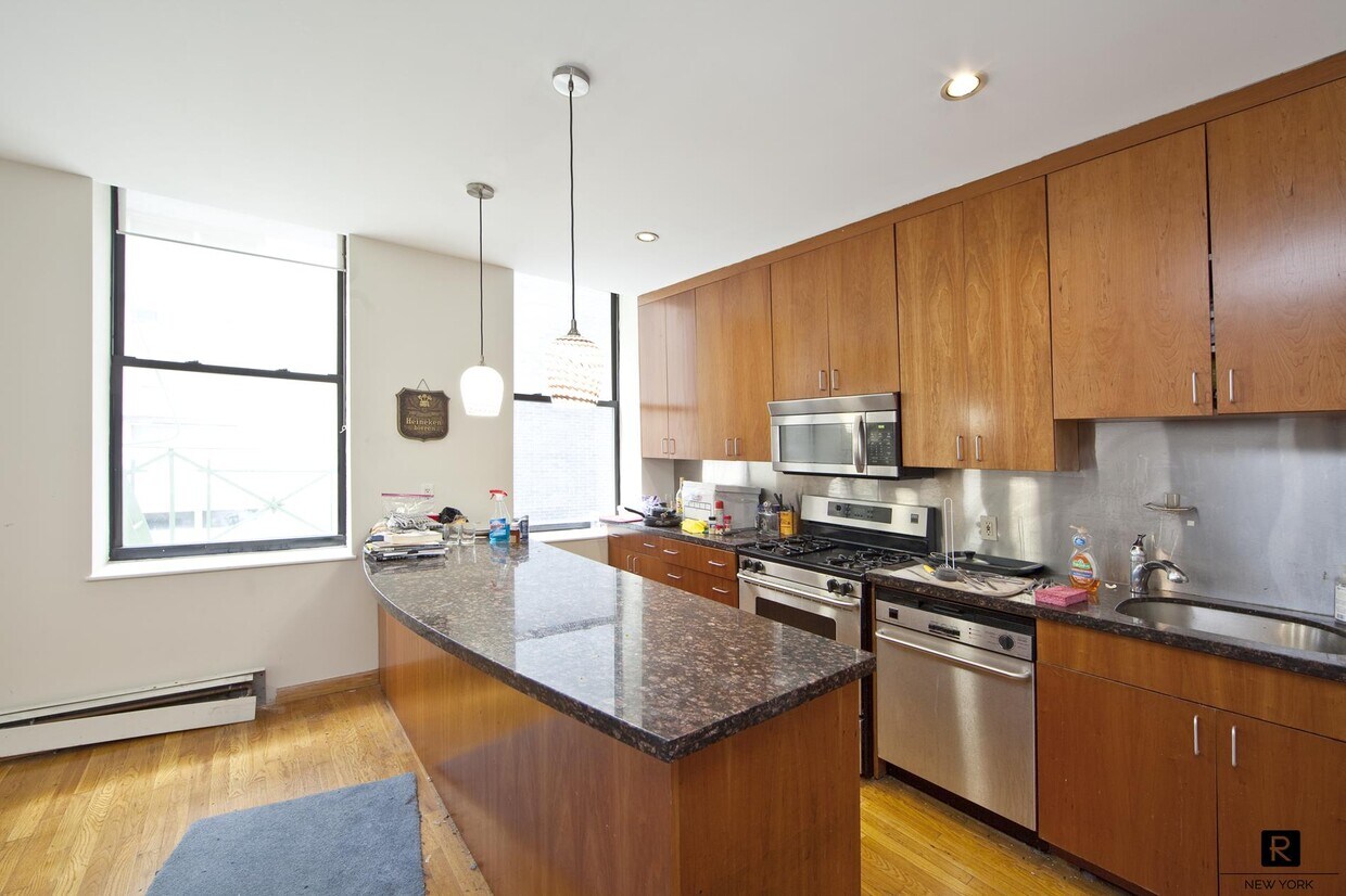 1618 Maiden Ln, New York, NY 10038 Townhome Rentals in New York NY