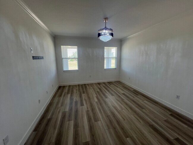 Building Photo - 931 Signet Dr