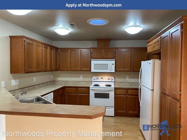 Building Photo - 2 br, 2 bath House - 324 Cheney Loop