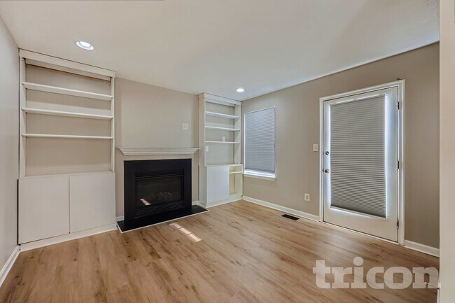 Foto del edificio - 3806 Longley Rd