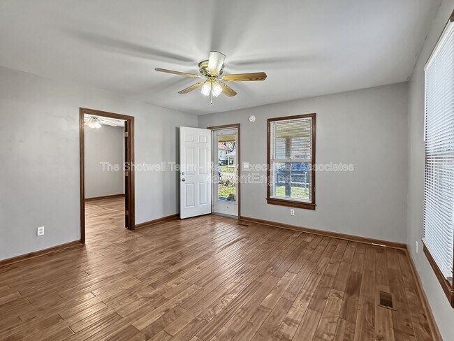 Foto del edificio - 2522 Dayton St