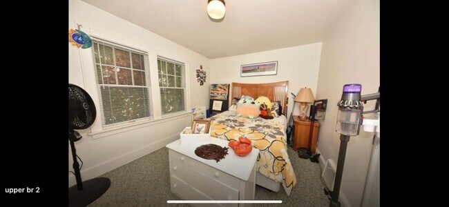 Foto del edificio - 2657 N 68th St