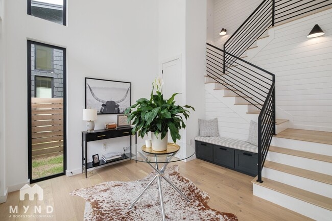Foto del edificio - 4429 Gillis St