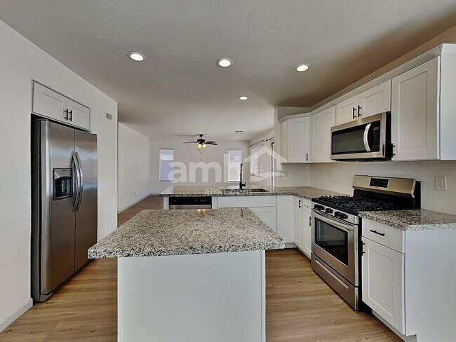 Foto del edificio - 16647 W Melvin St