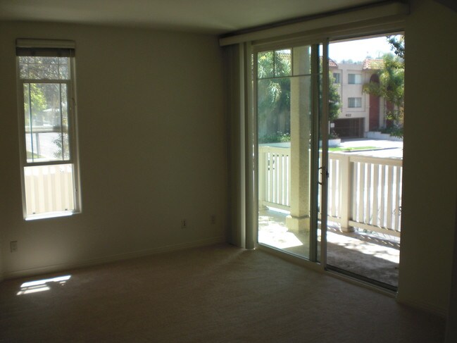 Foto del edificio - 11411 Dilling St