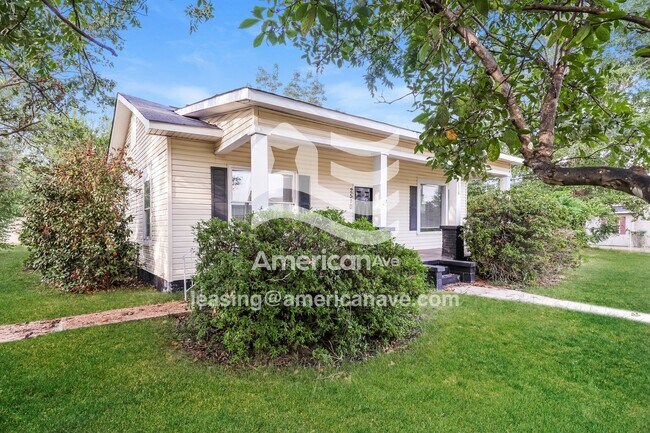 Foto del edificio - 2510 4th St E