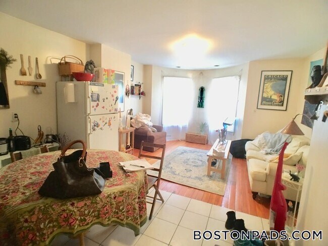 Foto del edificio - 104 Hammond St