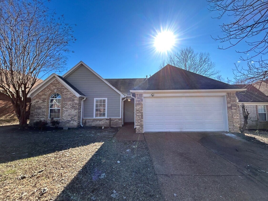 Foto principal - 6811 Skylar Mill Ave
