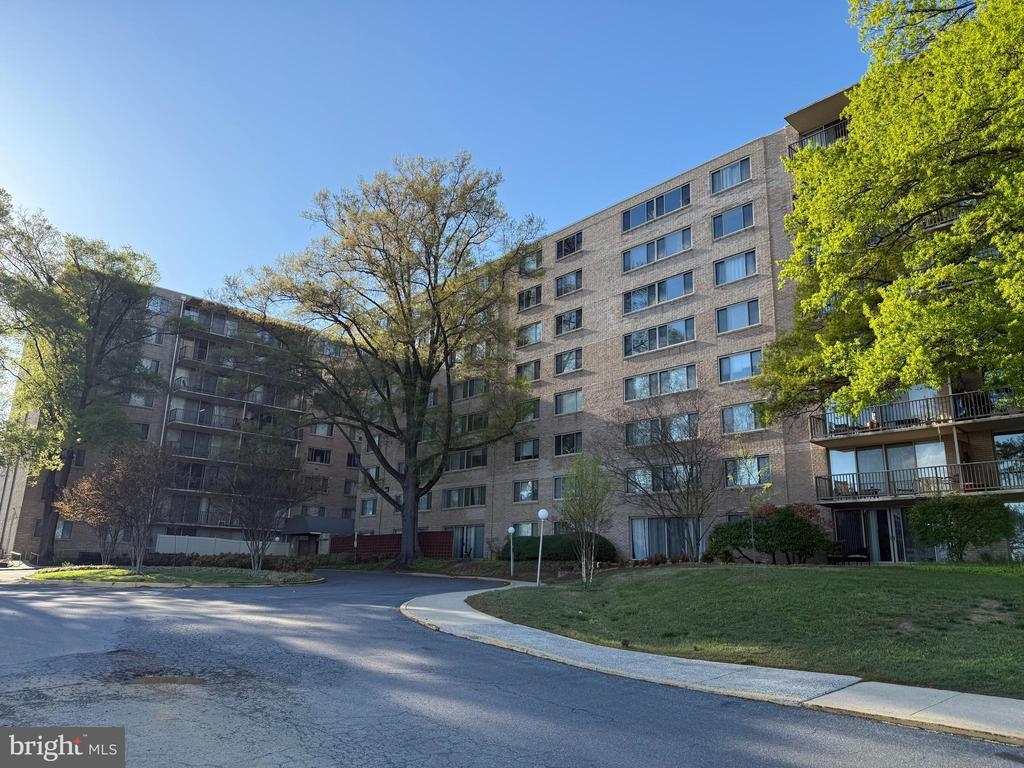 Foto principal - 4410 Oglethorpe St