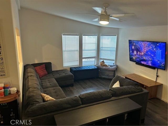 Building Photo - 2851 Rolling Hills Dr