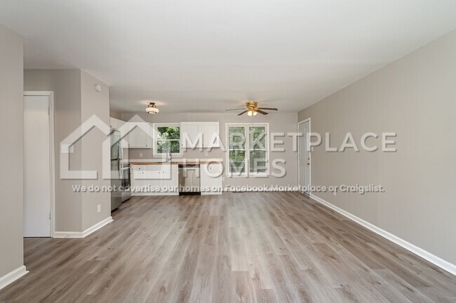 Foto del edificio - 4422 Voss Ave