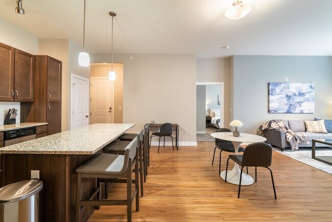 Foto del edificio - 9580 Ridgegate Pkwy