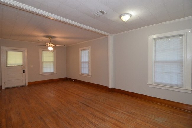 Building Photo - 2308 Tubman Home Rd