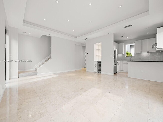 Foto del edificio - 5864 SW 74th Terrace
