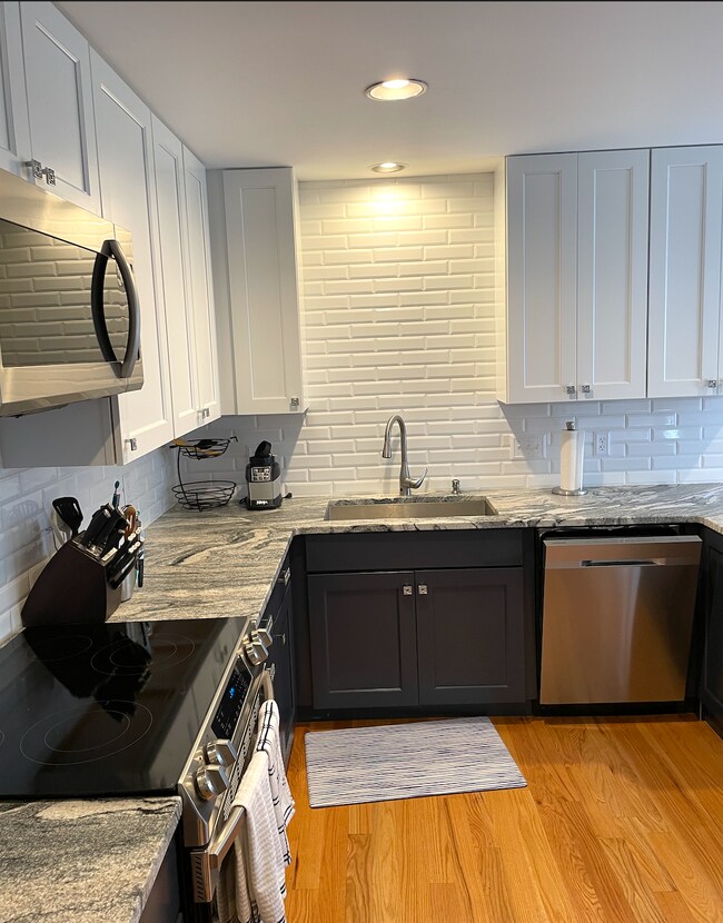 6 Sarazen St, Saratoga Springs, NY 12866 Townhome Rentals in Saratoga