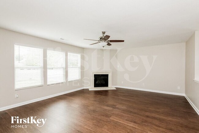 Foto del edificio - 1434 Waterlily Lane