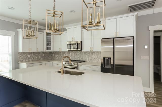 Foto del edificio - 8613 Lee St