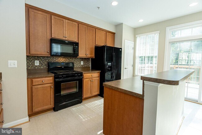 Building Photo - 44325 Ocelot Way