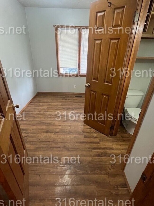 Foto del edificio - $1025 - 3 bedroom / 1.5 bathroom - Single ...