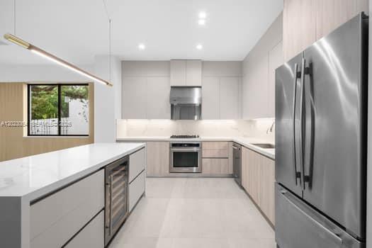 Building Photo - 6812 SW 80th St