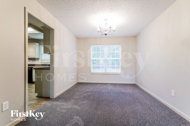 Foto del edificio - 894 Hawk Creek Trail