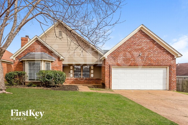 Building Photo - 4812 Barkshire Dr