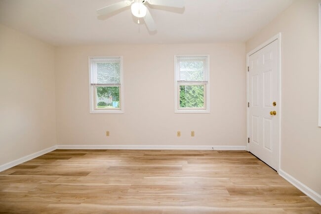 Building Photo - 3617 Augusta Dr