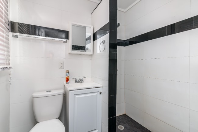 Photo - 120 NE 1st Ave Apartment