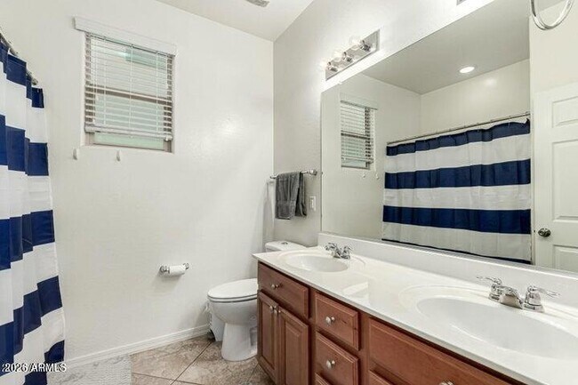 Foto del edificio - 2981 E Nighthawk Wy