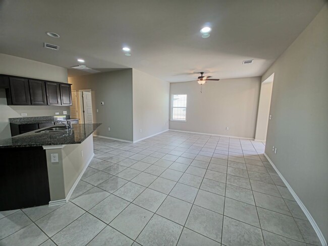 Building Photo - 1208-1210 Garland RD