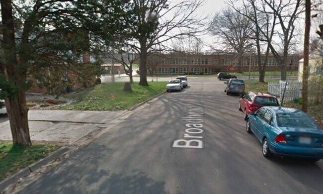 Foto del edificio - 2BR/1BA, conveniently located