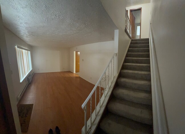 Foto del edificio - 4081 Airport Rd