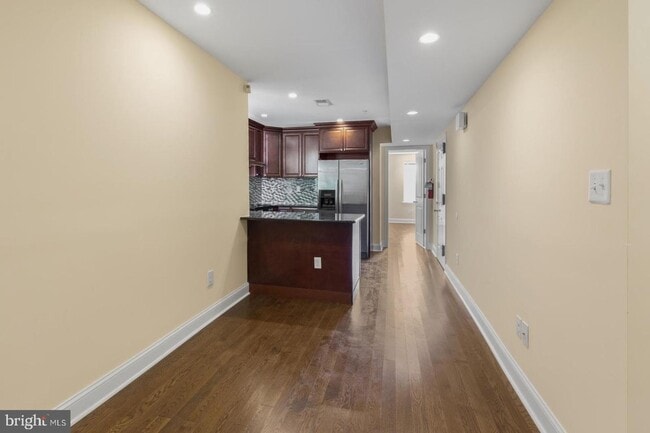Photo - 1523 Ellsworth St Apartment