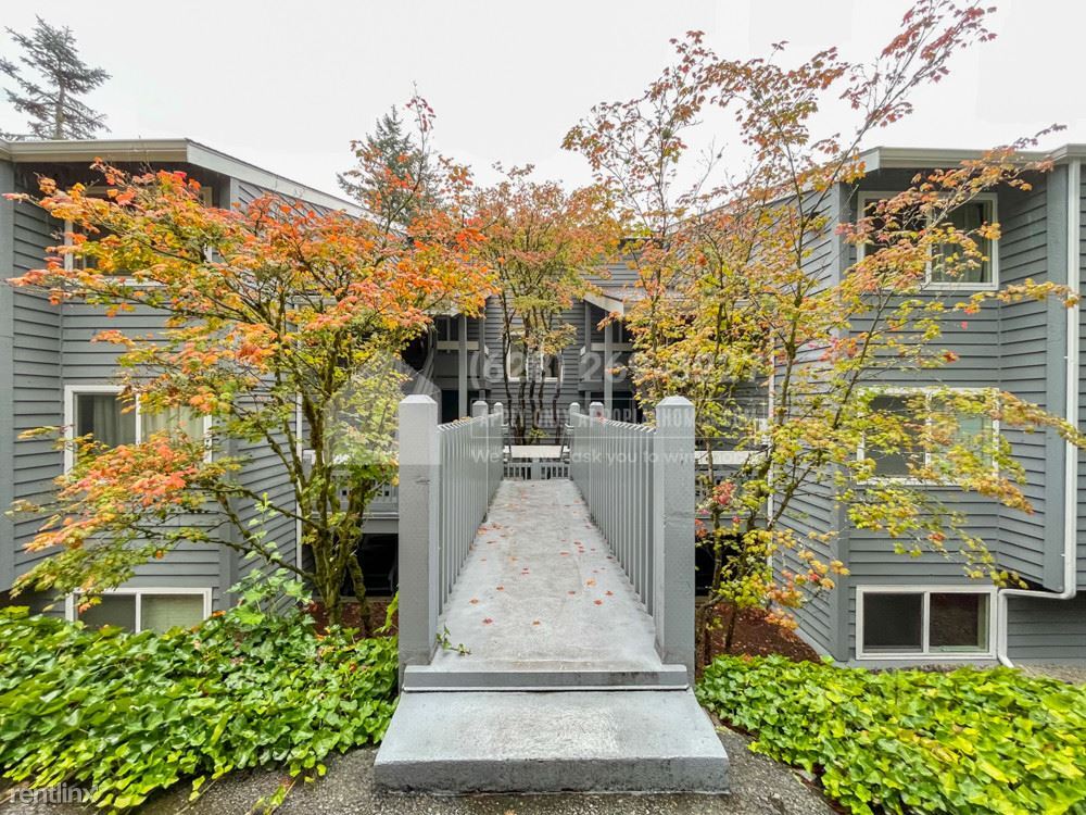 9398 Redmond Woodinville Rd NE Unit 126, Redmond, WA 98052 Condo