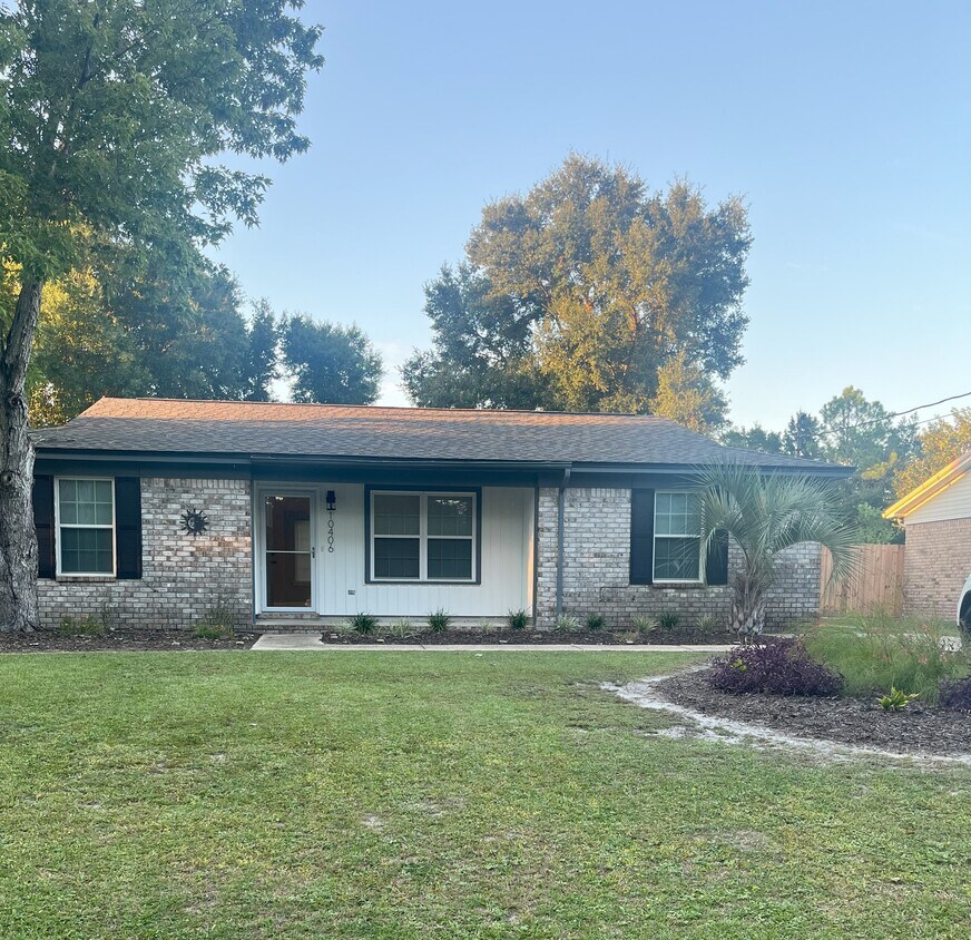 Foto principal - 10406 Tanton Rd